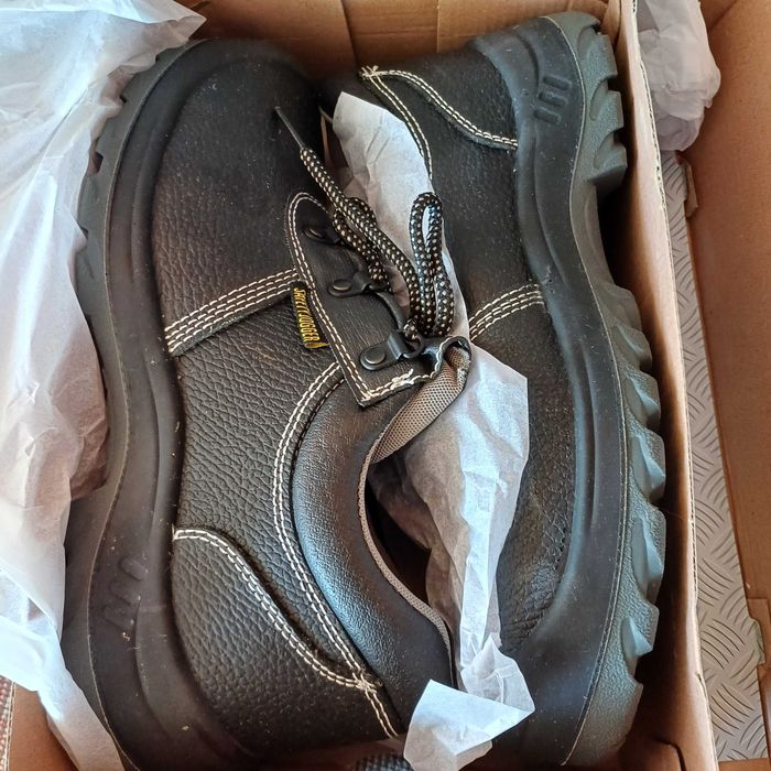 Ботинки робочі з підсиленим носком