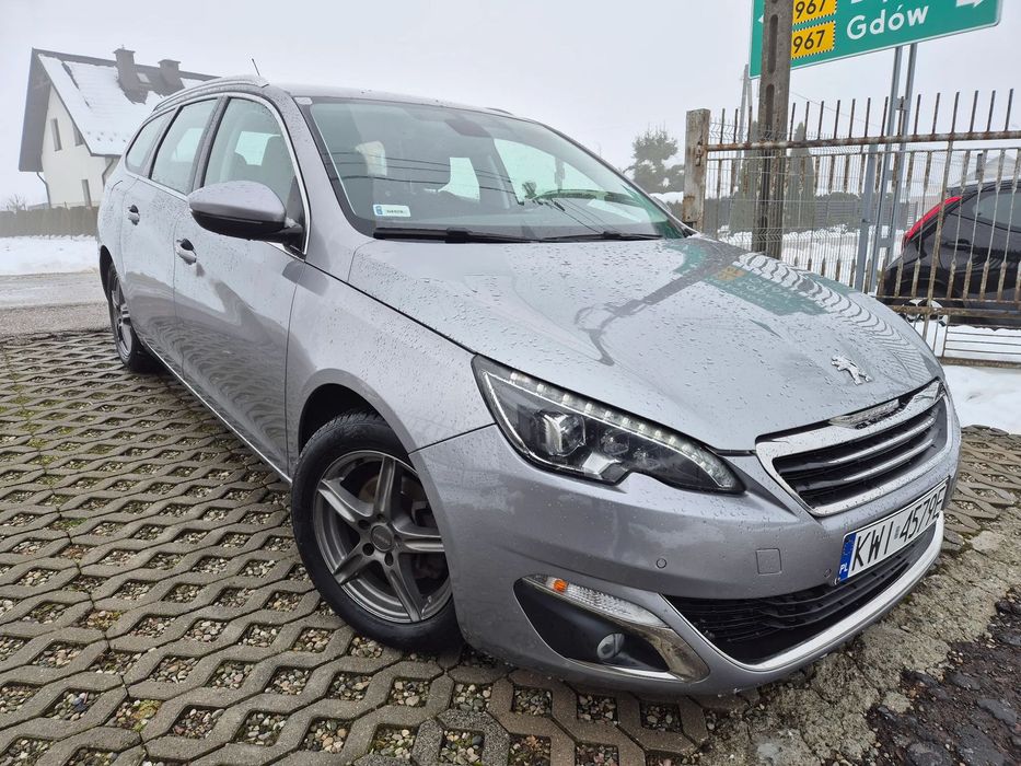 Peugeot 308 1,6 D JEDEN WŁAŚCICIEL NAVI KAMERA zadbany ładnie utrzymany serwisowa