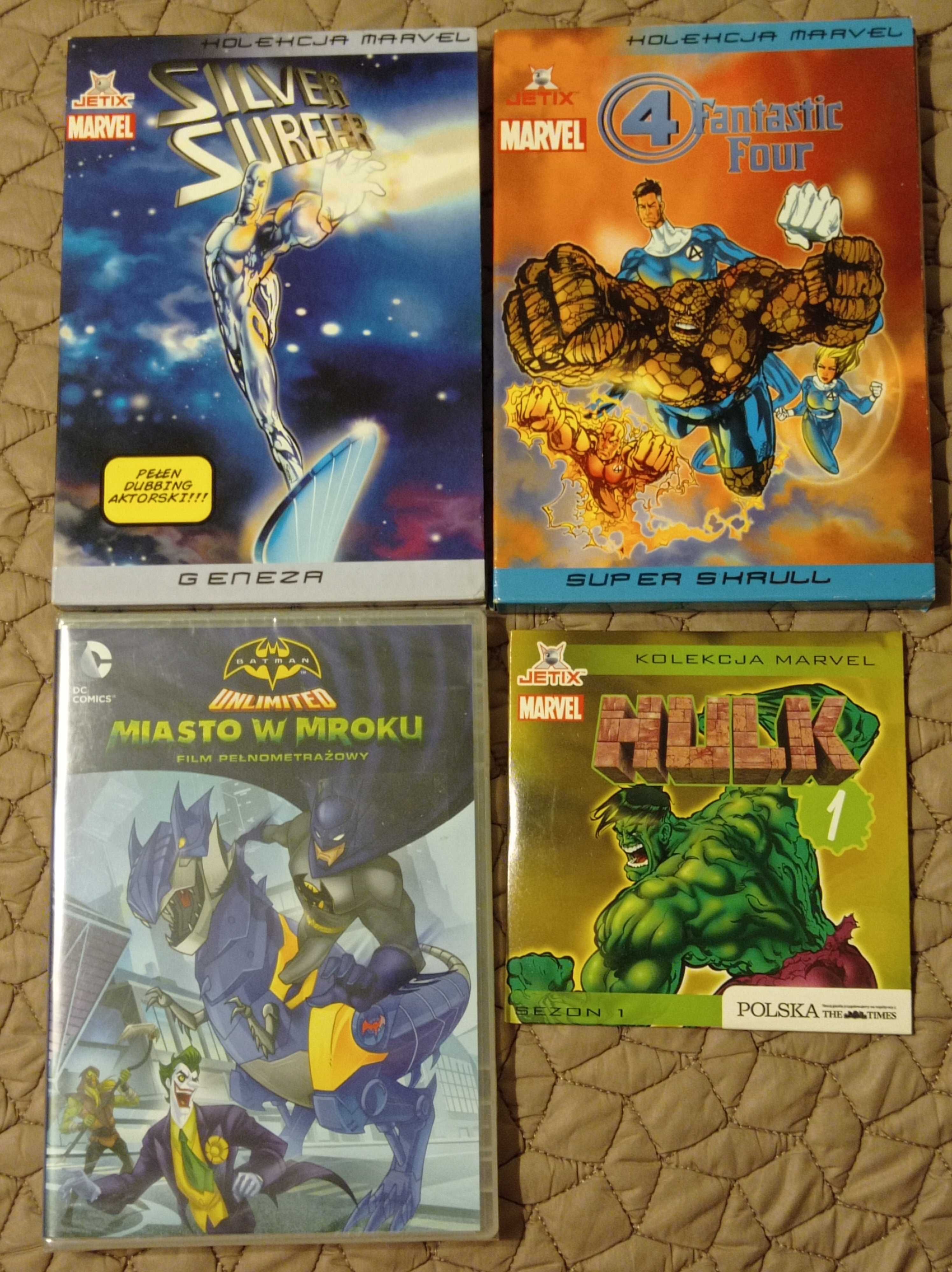 Zestaw kreskówek Silver Surfer, Fantastyczna Czwórka, Hulk, Batman DVD