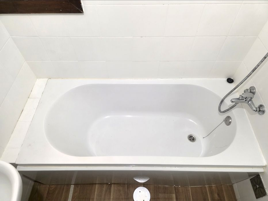 Banheira 150x70 e Misturadora com Chuveiro