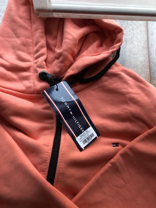 Dres damski Tommy Holdiger