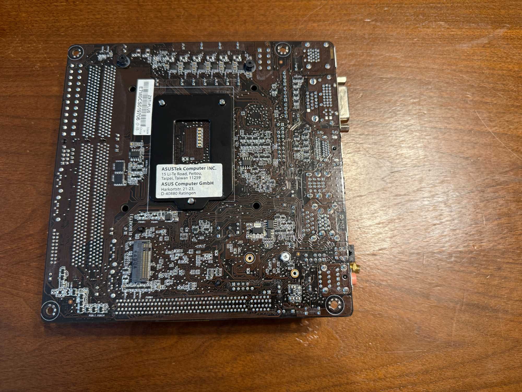 ASUS Z97i-PLUS itx LGA 1150 Haswell