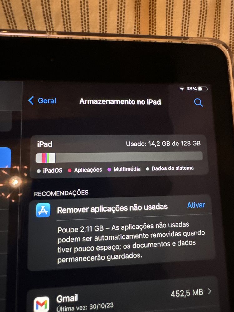 Apple iPad Air 2 128gb em ótimo estado com capas incluídas