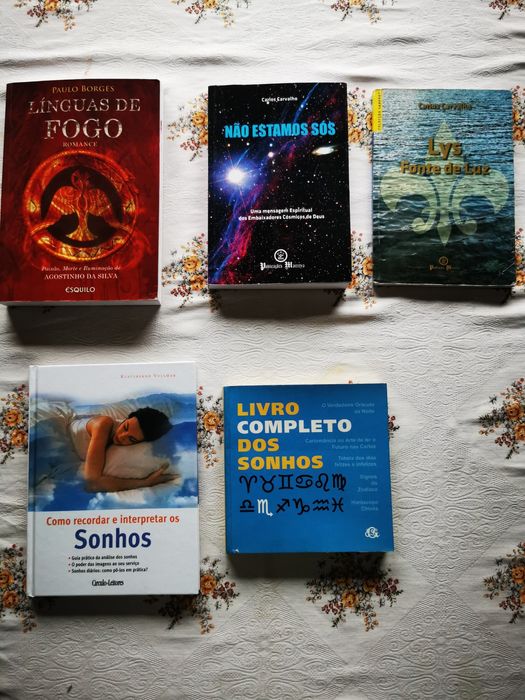 Livros auto conhecimento e espiritualidade a 2 euros cada um.