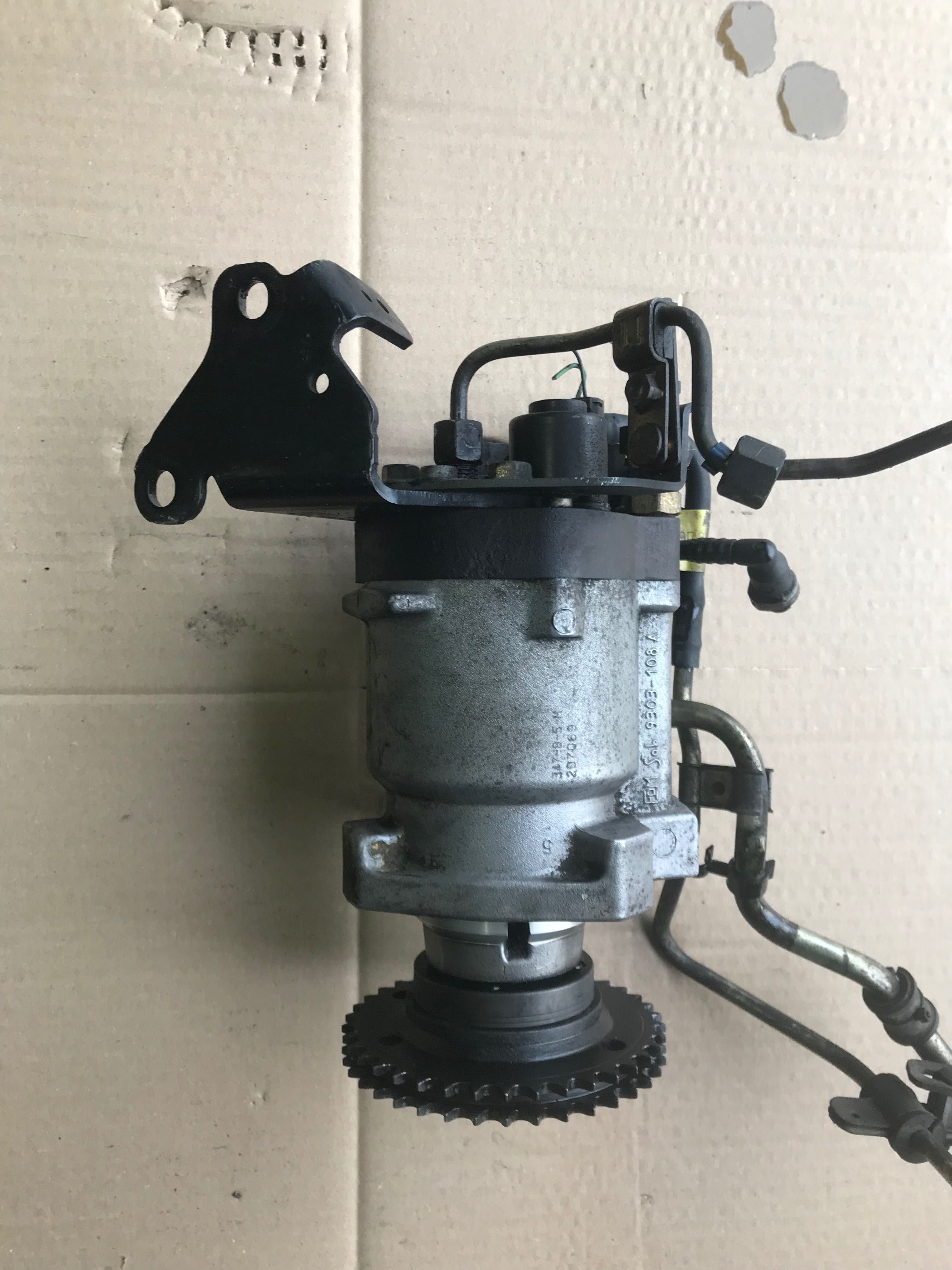 Pompa wtryskowa Ford Transit Jaguar X-type 2.0,R9044Z130A DELPHI