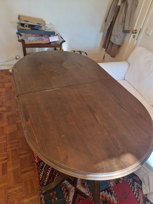 Mesa de jantar com 6 cadeiras