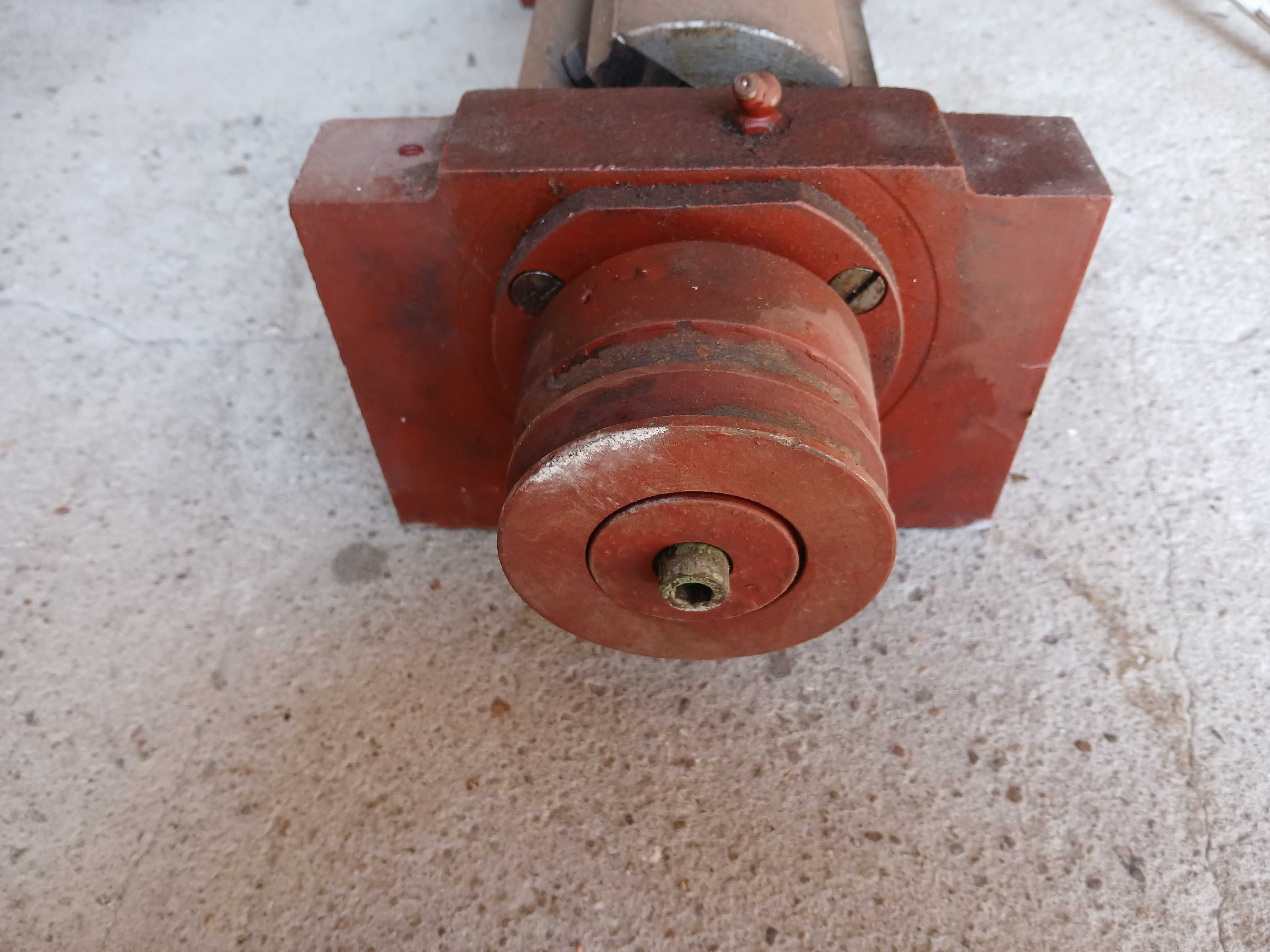 Wał do heblarki, średnica 125mm, długość 320mm