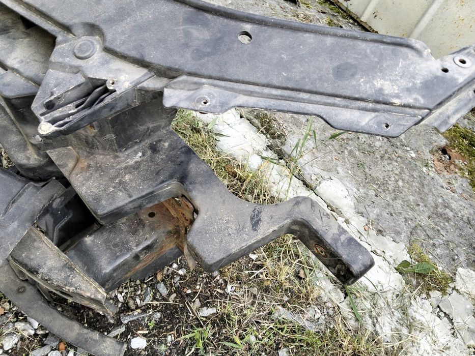 Passat b6 телевізор пенель екран 3C0805594D