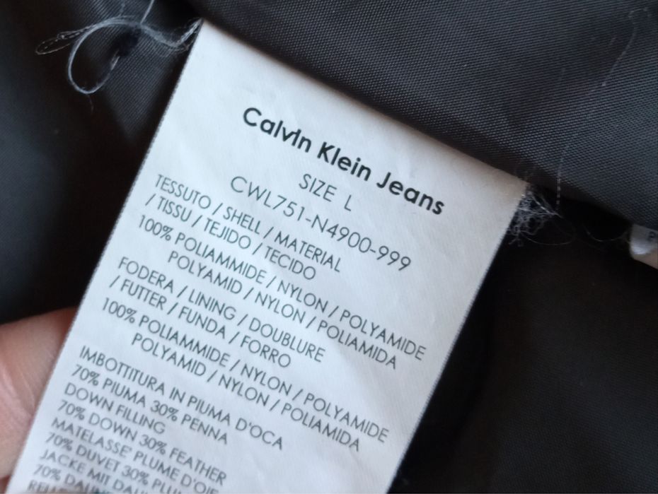 Damska kurtka Calvin Klein. M/L. Stan bdb