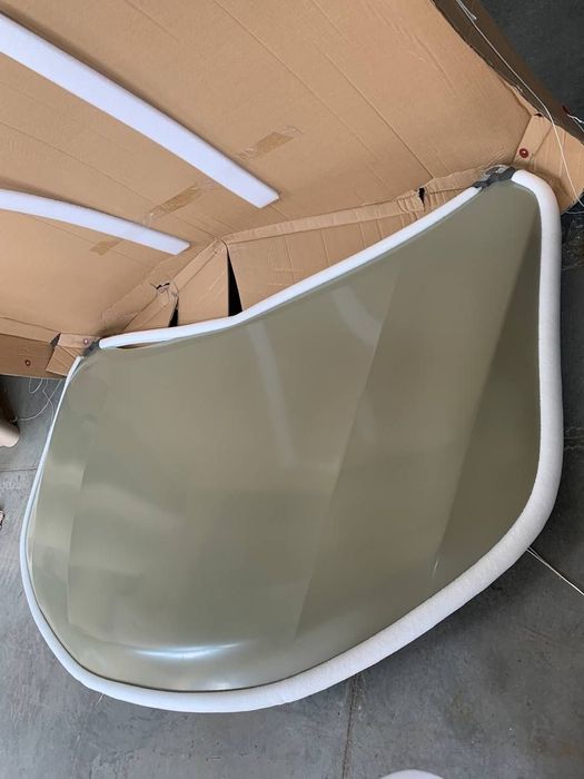 Амортизатори електро ляди Nissan Rogue 2014-2020 стійки багажника 2018