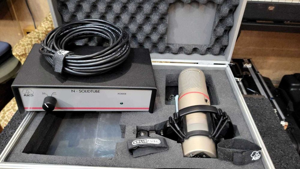 AKG SolidTube Large Diaphragm Cardioid Tube Condenser Microphone