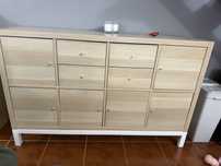 Kallax IKEA com gavetas, portas e suporte