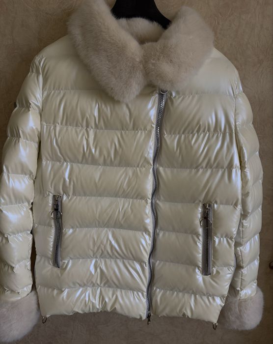 Жіноча куртка пуховик (S )