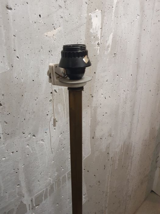 Lampa stojąca mosiężna