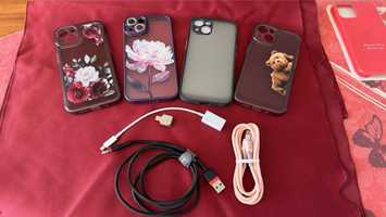 Etui do iphone 13 i kable