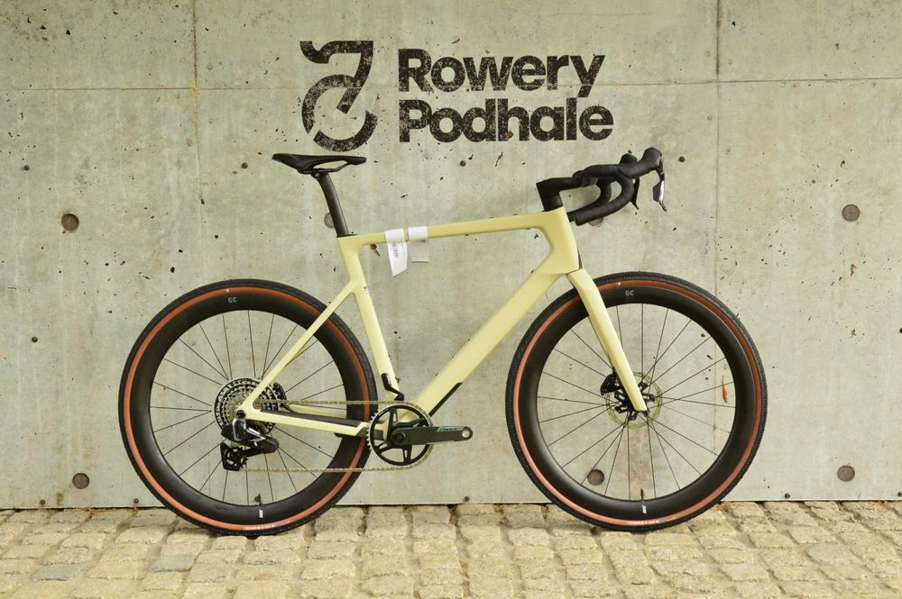 ROSE Backroad FF SRAM Force AXS XPLR 1x13 wyścigowy karbonowy gravel L