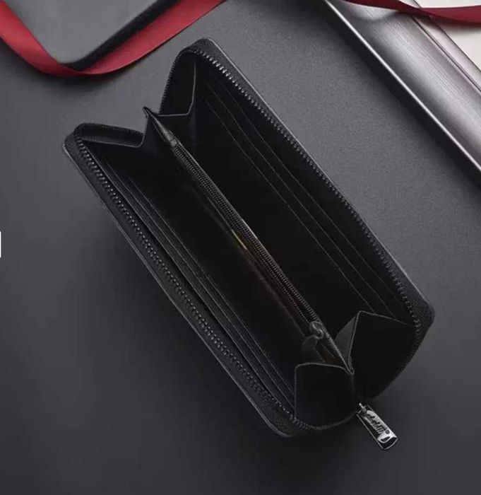 Чоловічий гаманець-портмоне