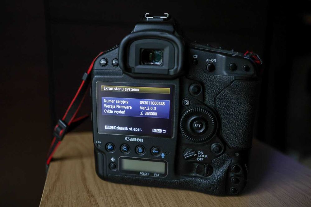 Aparat Canon EOS-1D X+ dodatki