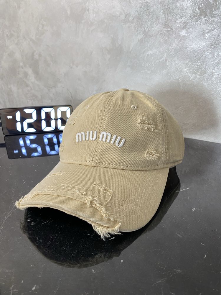 Кепка Miu Miu/ Міу міу
