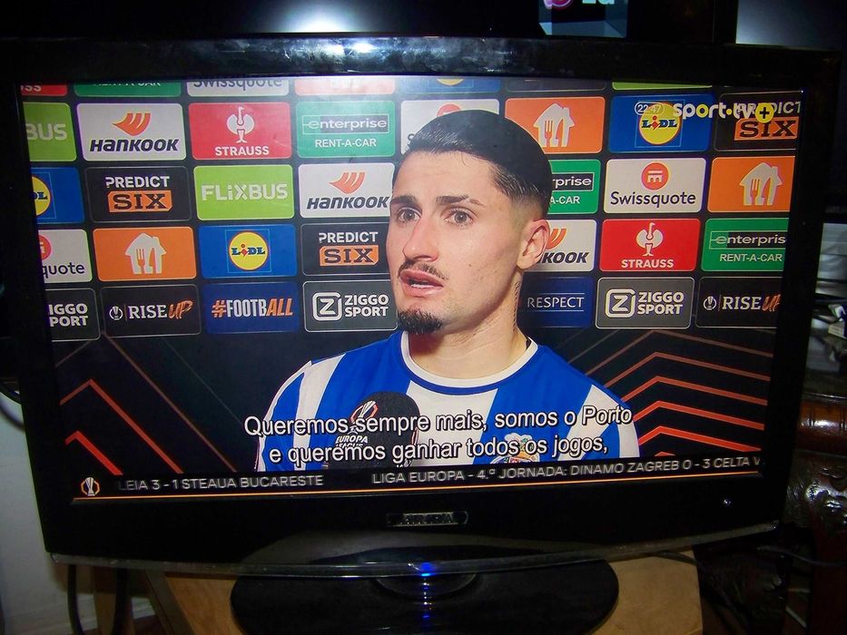 televisão LCD AKIRA 24 polegadas