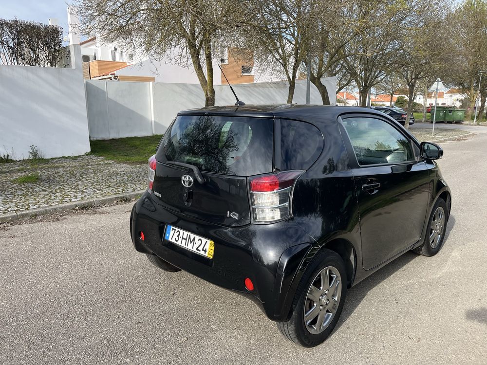 Toyota IQ 1.4 DID