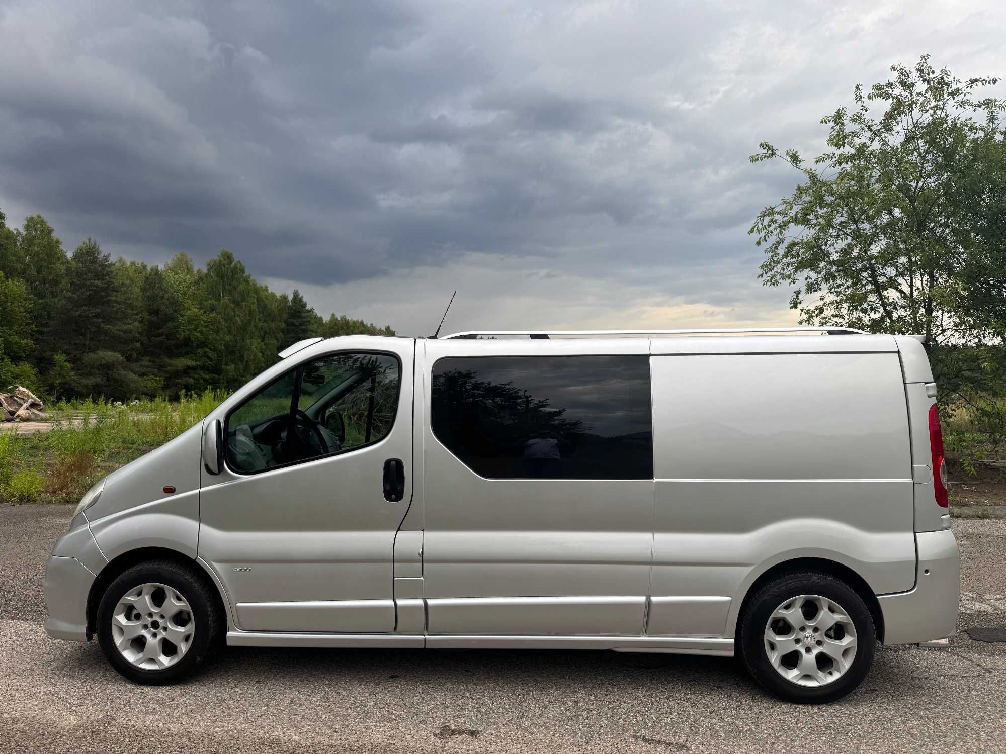 OPEL VIVARO 2011 *2.5CDTI 150KM*klima*dubel kabina*