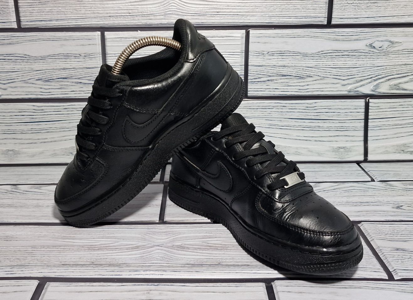 Кожаные кроссовки Nike Air Force 1( 35 размер)
