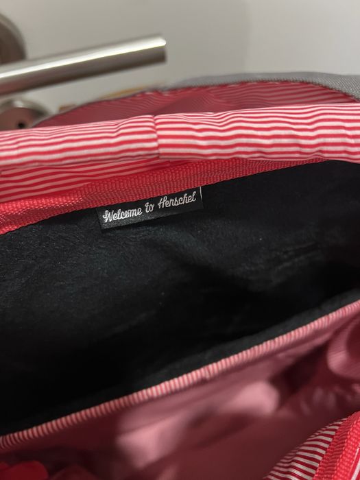 Mochila Herschel Little America 25L