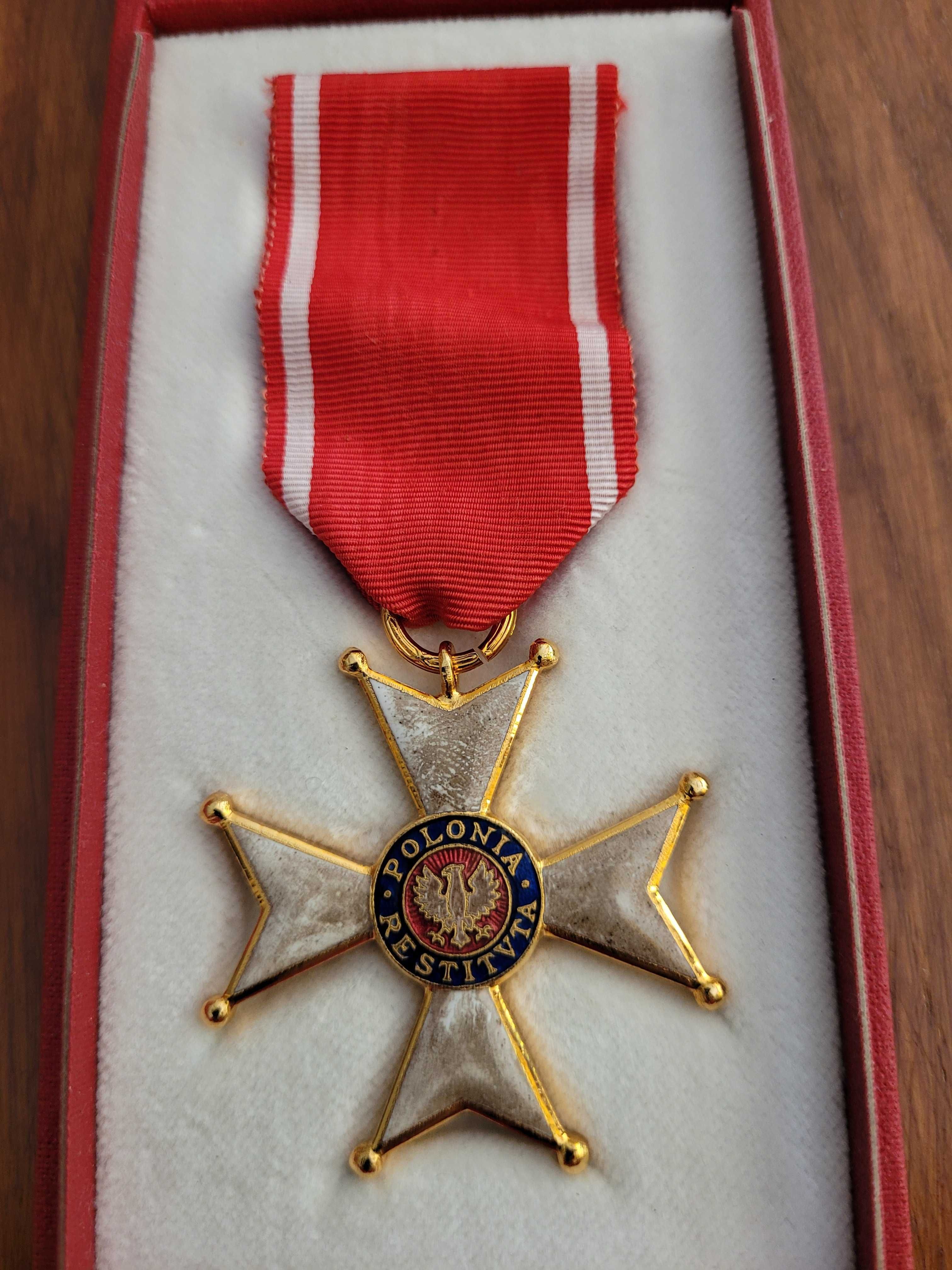 Krzyż Polonia Restituta 1944 z pudełkiem