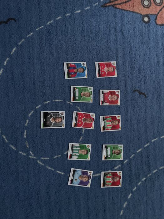 Cromos da cardeneta 23/24