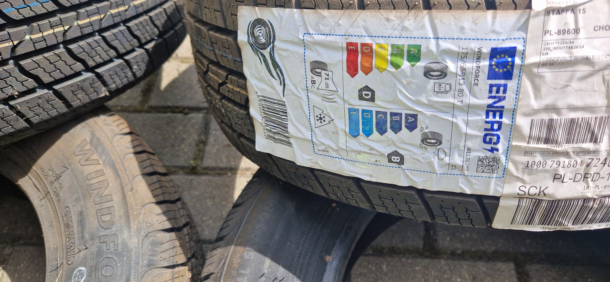 Opony całoroczne 175/65R 13