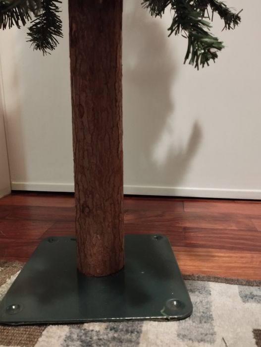 Árvore de Natal com pinhas