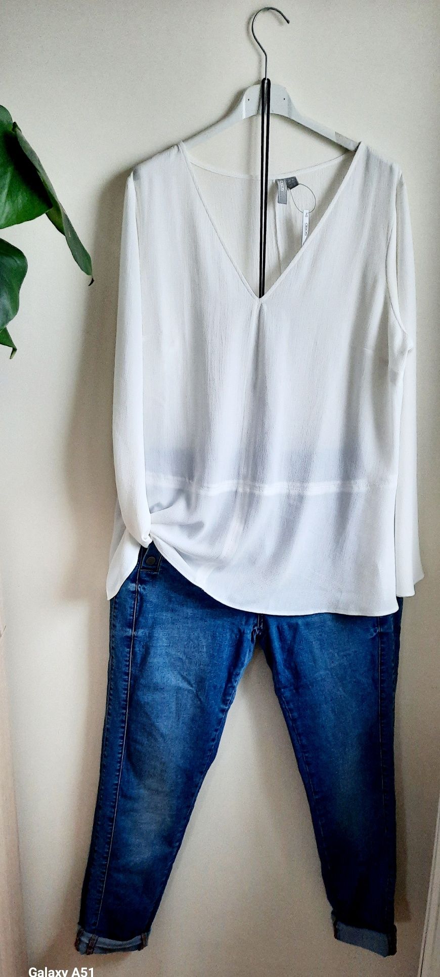 Biała bluzka lekko rozszerzana rękawy Asos Boho