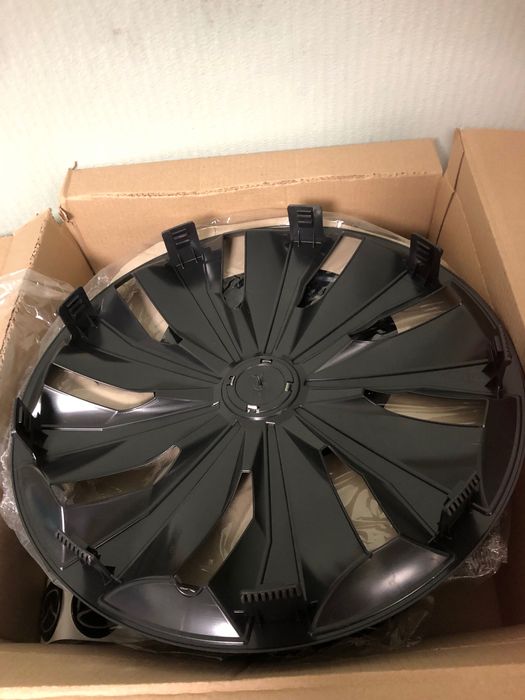 Ковпаки для коліс Mazda