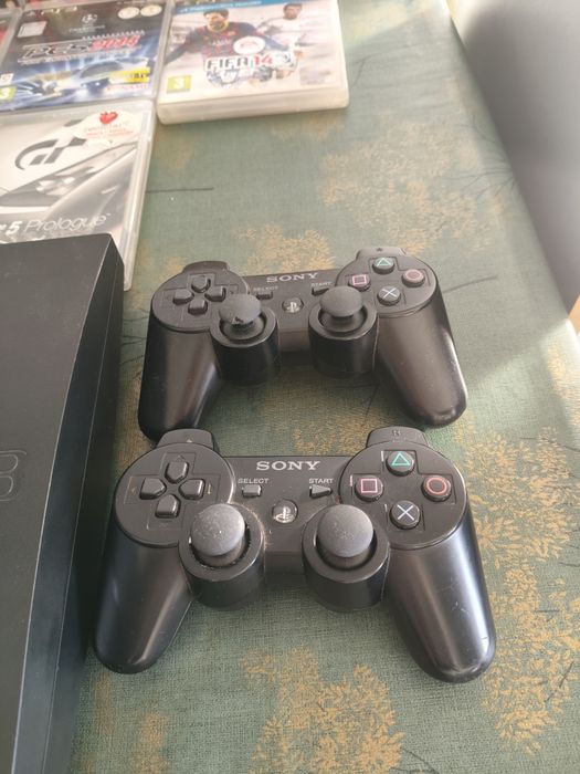 Ps3 com 1 jogo a escolha