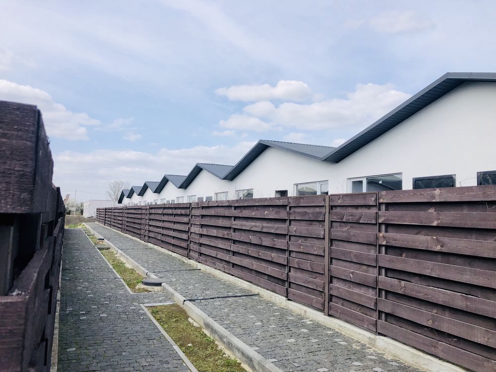 Белогородка  квартира с двориком 10800у,е шара