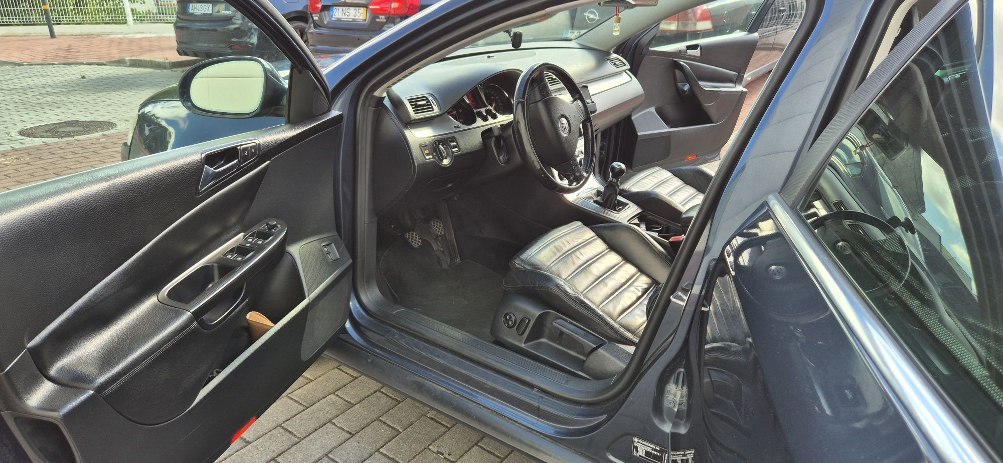 Volkswagen Passat B6 2.0 TDI 140cv – 2007