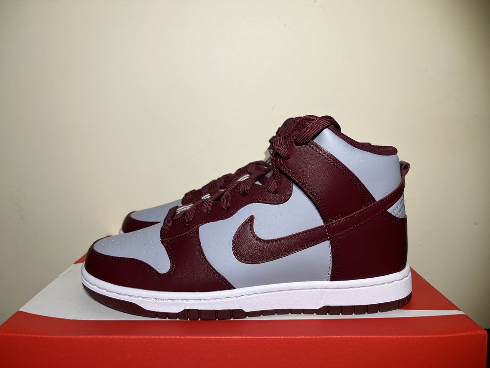 Dunk High Dark Beetroot