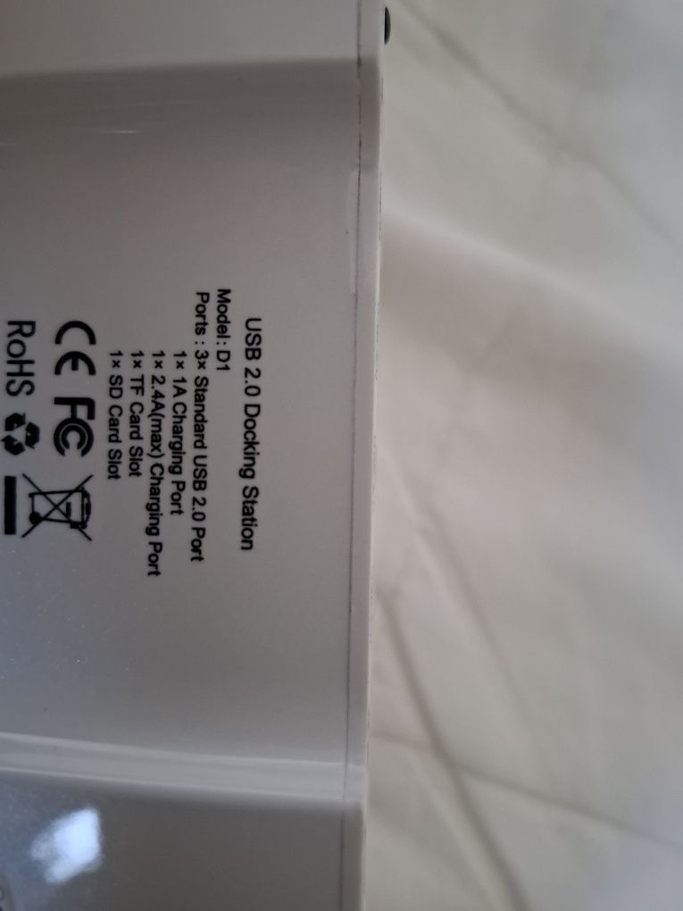 Stacja ładująca USB