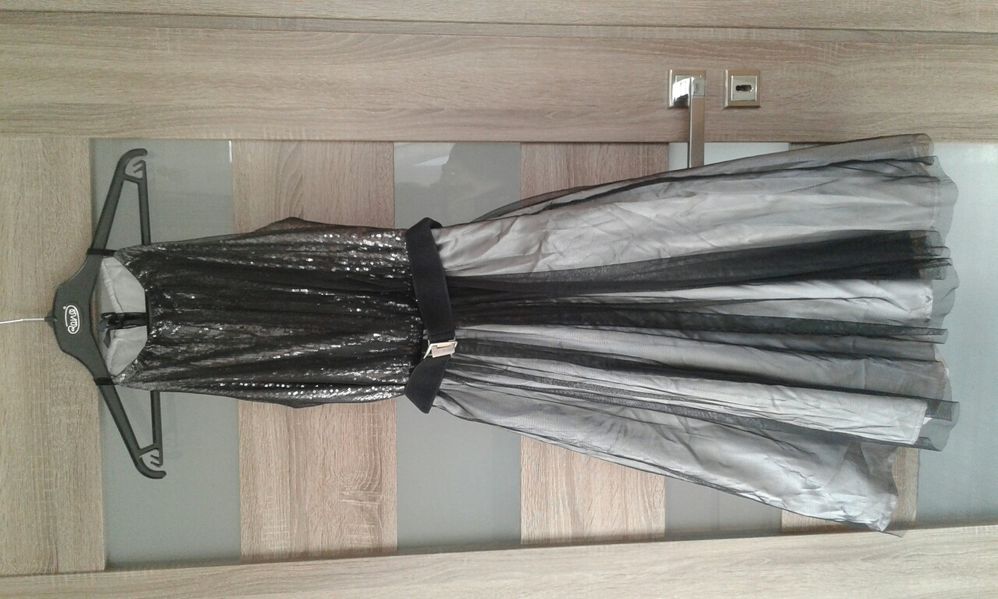 Sukienka czarno-srebrna nor bi 36