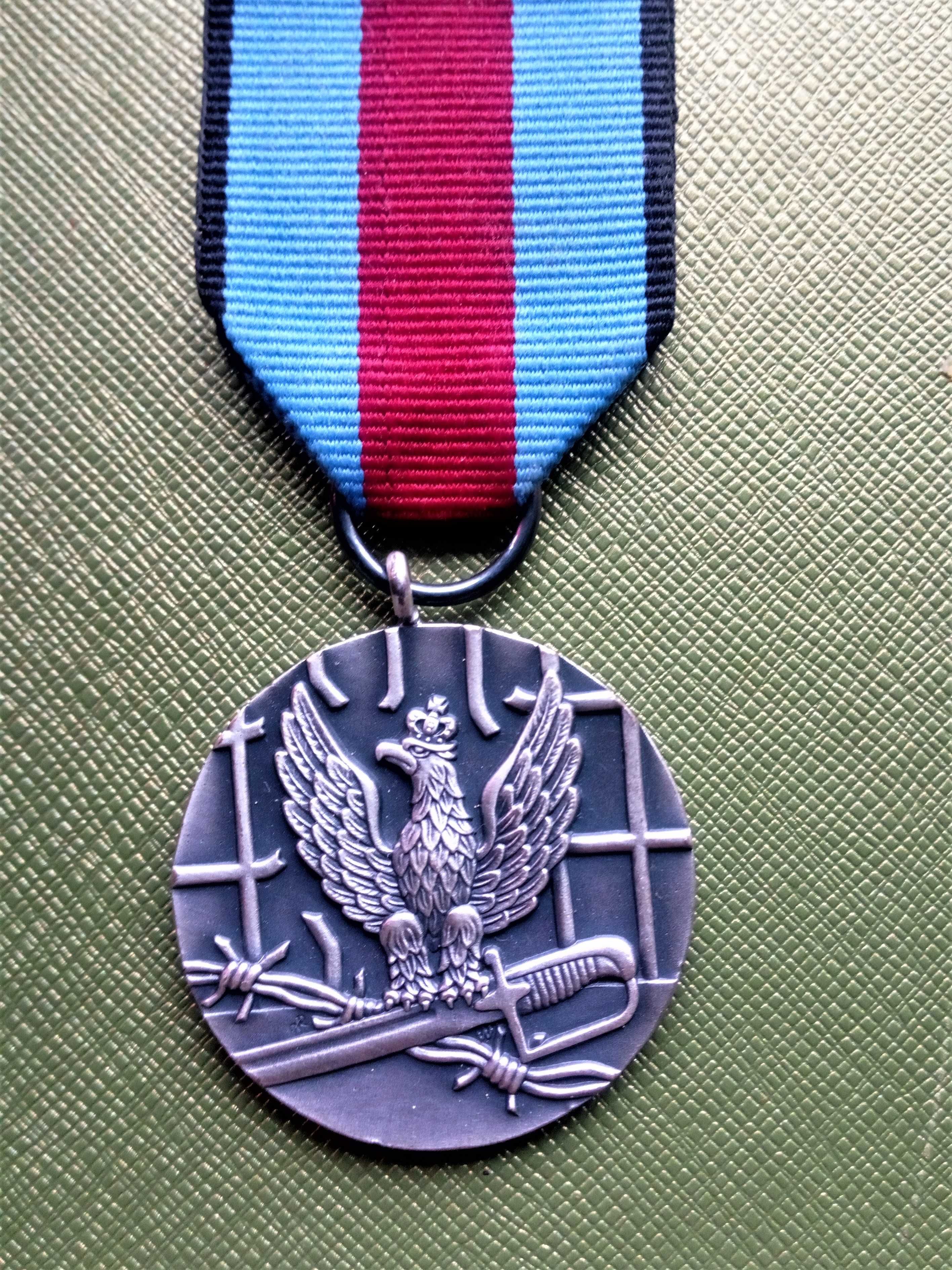 medal Pro Memoria w bardzo dobrym stanie