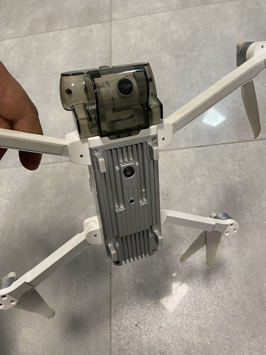 Dron Xiaomi fimi x8 2022