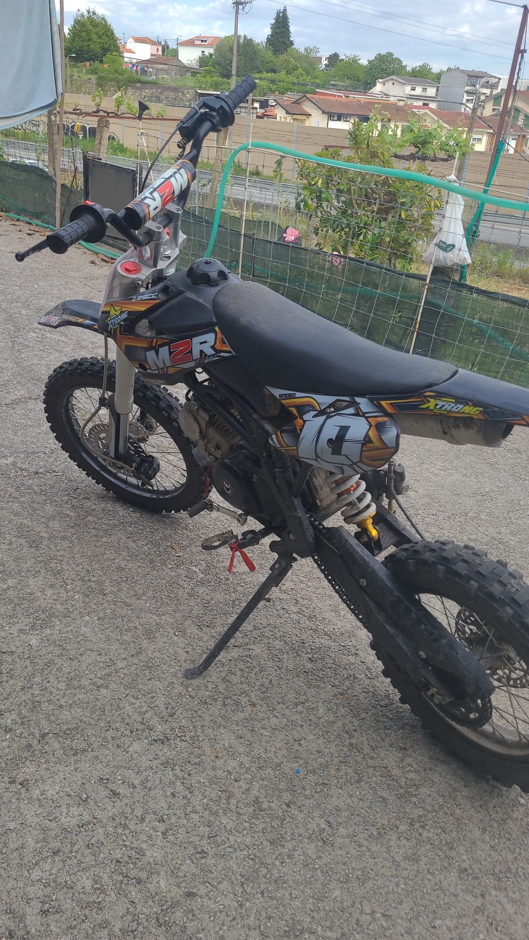 Vendo pit bike em bom estado