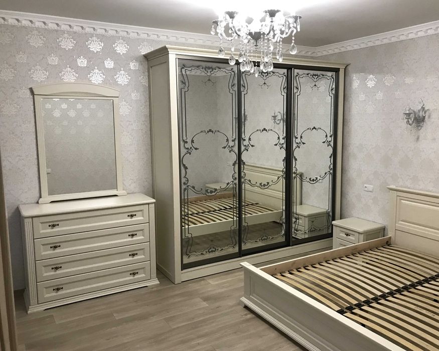 Білий комод з дерева та МДФ в Одесі, дерев'яний комод на 4 ящики