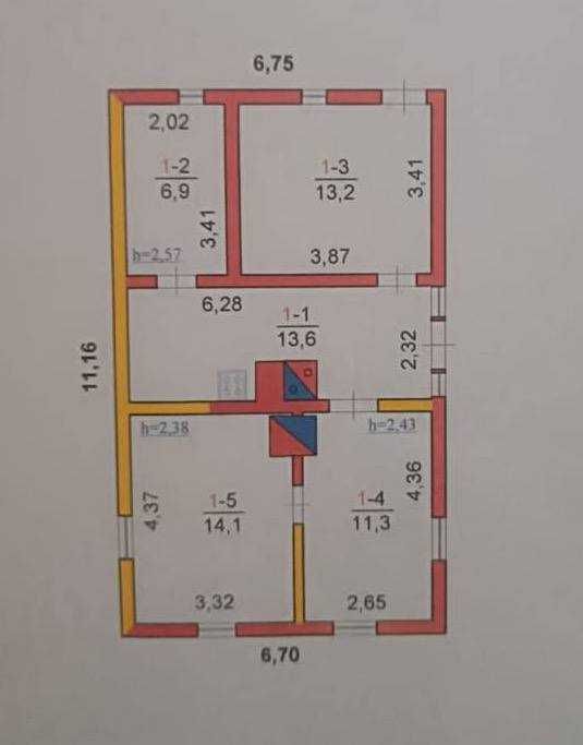Продається житловий будинок із земельною ділянкою
