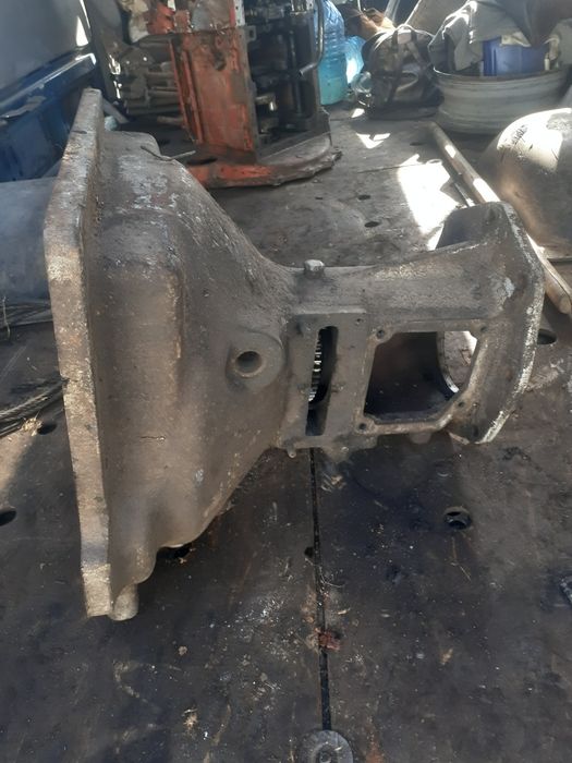 Двигатель Т25,корпус промежутки Т25