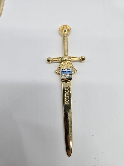 Abridor de cartas novo. Souvenir de Portugal  / Sintra