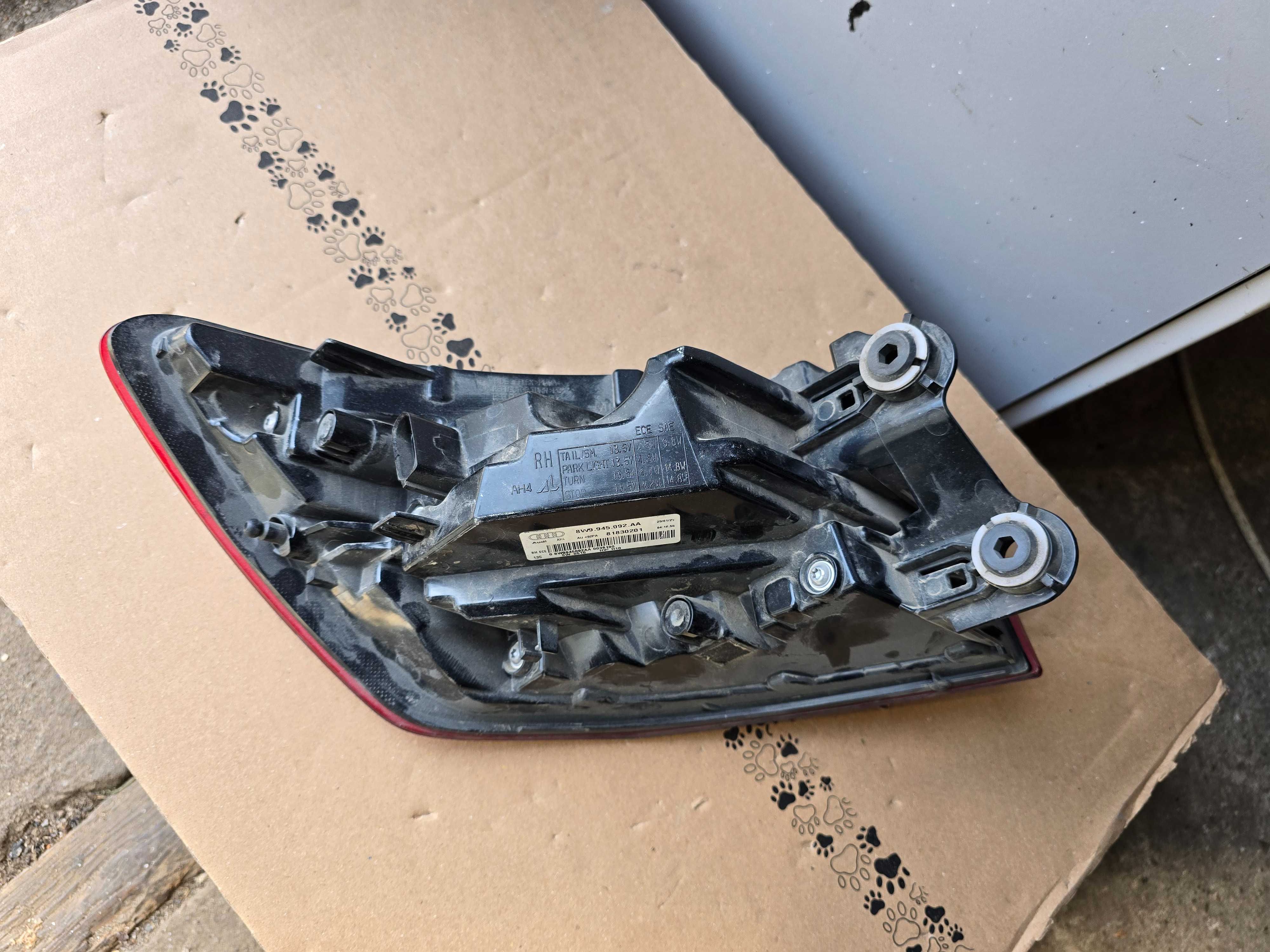 lampa tył Audi A4 B9 led