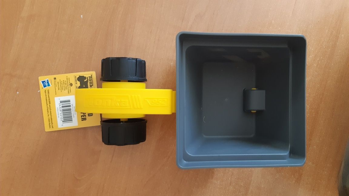 Tonka 952 Sand Dumper Truck