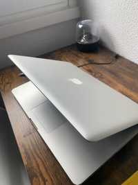 MacBook Pro 11 ,memória 16 gb, processador 2,2GHZ Intel core i7